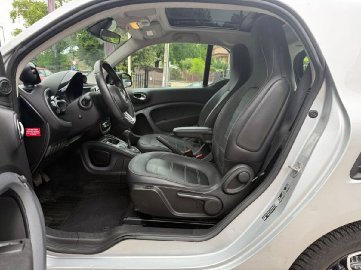 smart Fortwo 70 1.0 Urban (17)