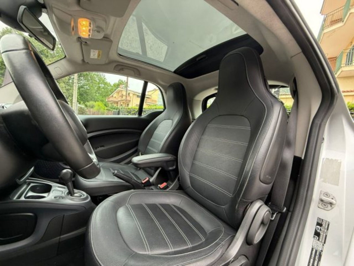 smart Fortwo 70 1.0 Urban (19)