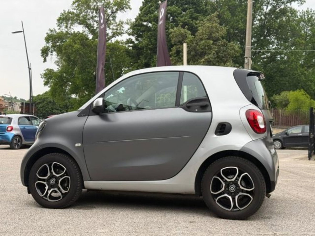 smart Fortwo 70 1.0 Urban (7)