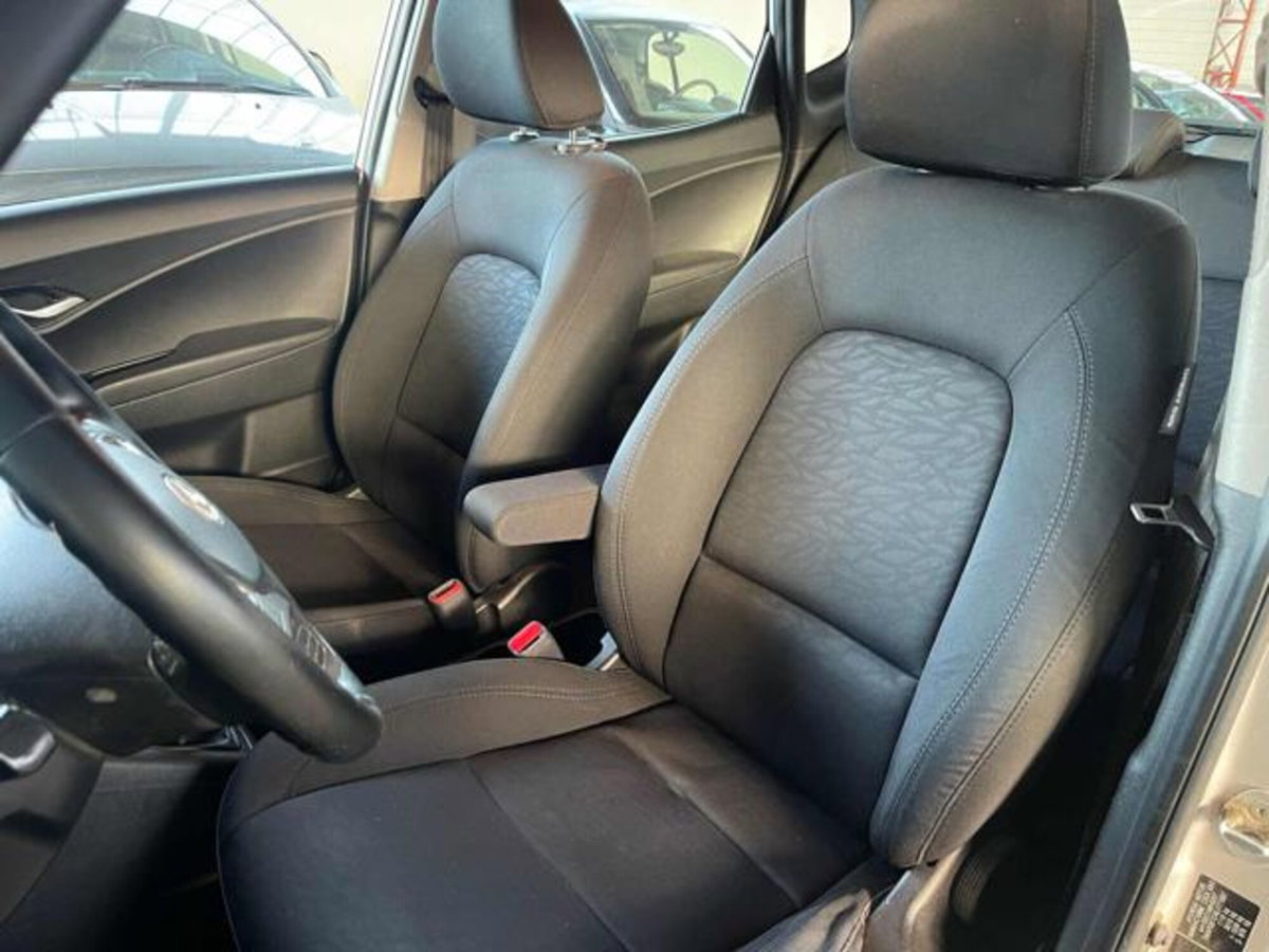 Hyundai ix20 1.4 90 CV APP MODE (11)