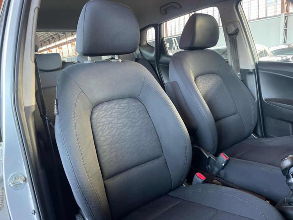 Hyundai ix20 1.4 90 CV APP MODE (12)