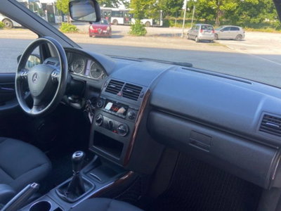 Mercedes-Benz Classe A 150 Elegance (12)