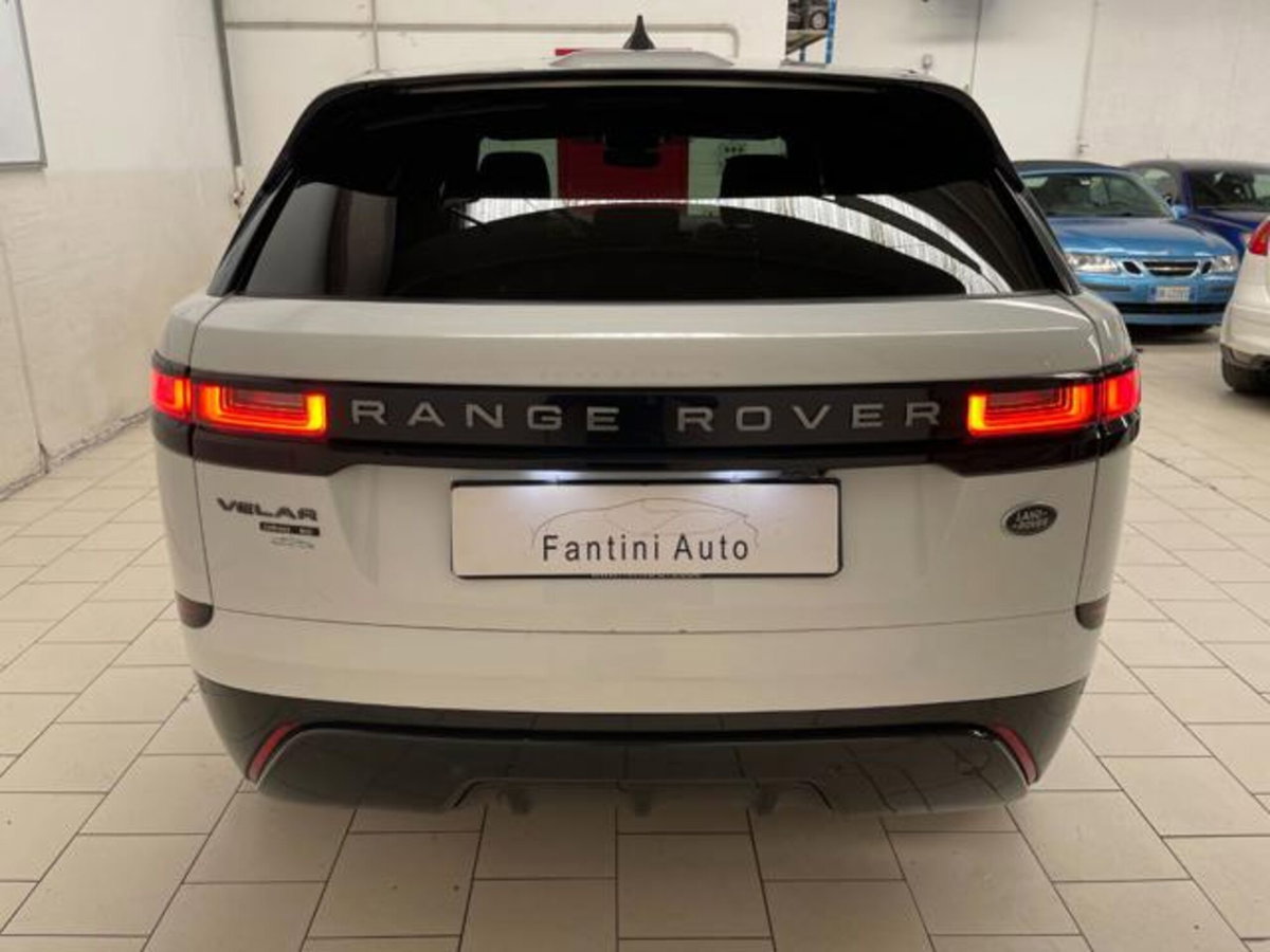 Land Rover Range Rover Velar 2.0D I4 240 CV R-Dynamic SE (4)