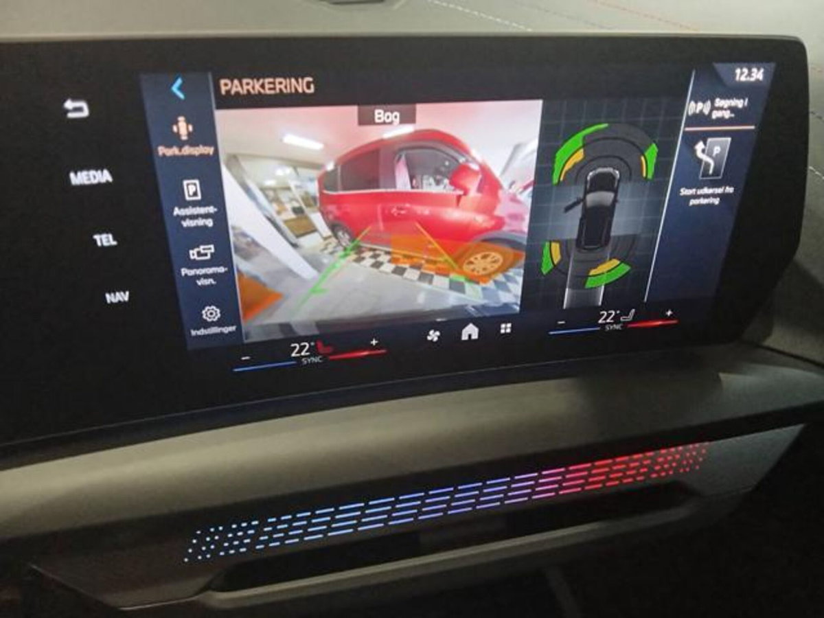BMW Serie 1 120 48V MSport Pro auto (11)