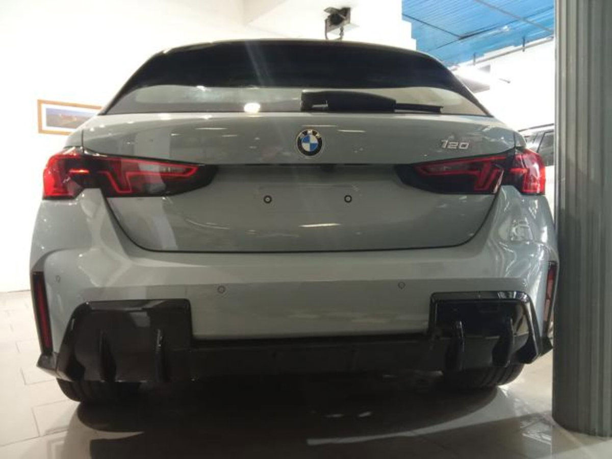 BMW Serie 1 120 48V MSport Pro auto (5)