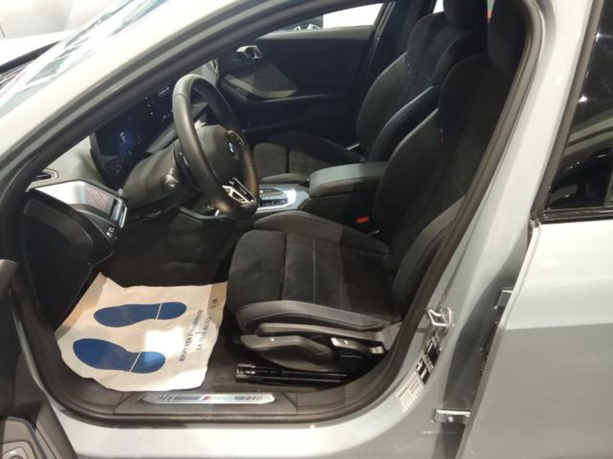 BMW Serie 1 120 48V MSport Pro auto (7)