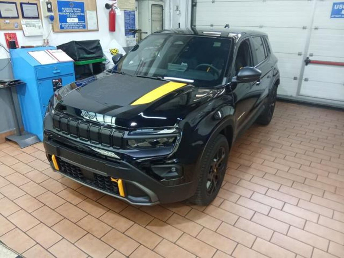 Jeep Avenger 1.2 turbo e-hybrid mhev The North Face 4xe 145cv edct6