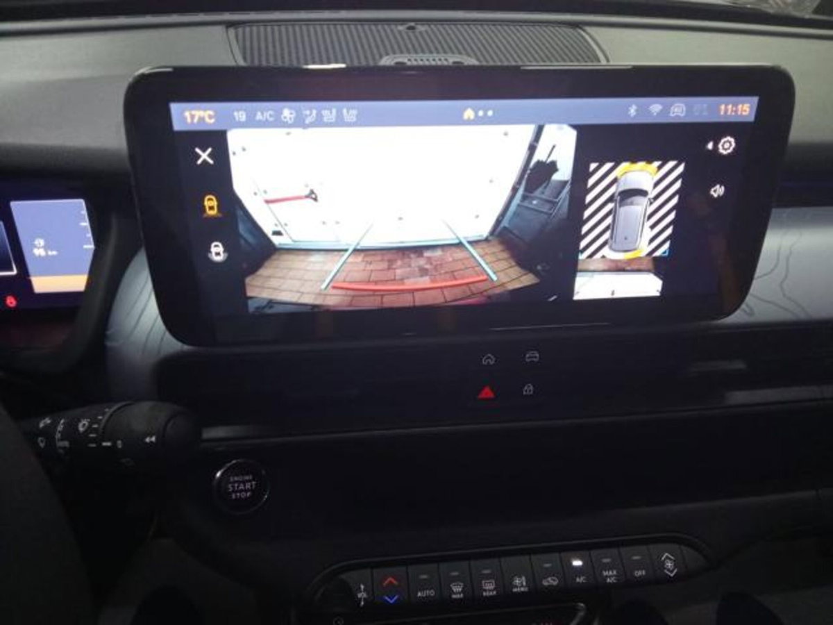 Jeep Avenger 1.2 turbo e-hybrid mhev The North Face 4xe 145cv edct6 (15)