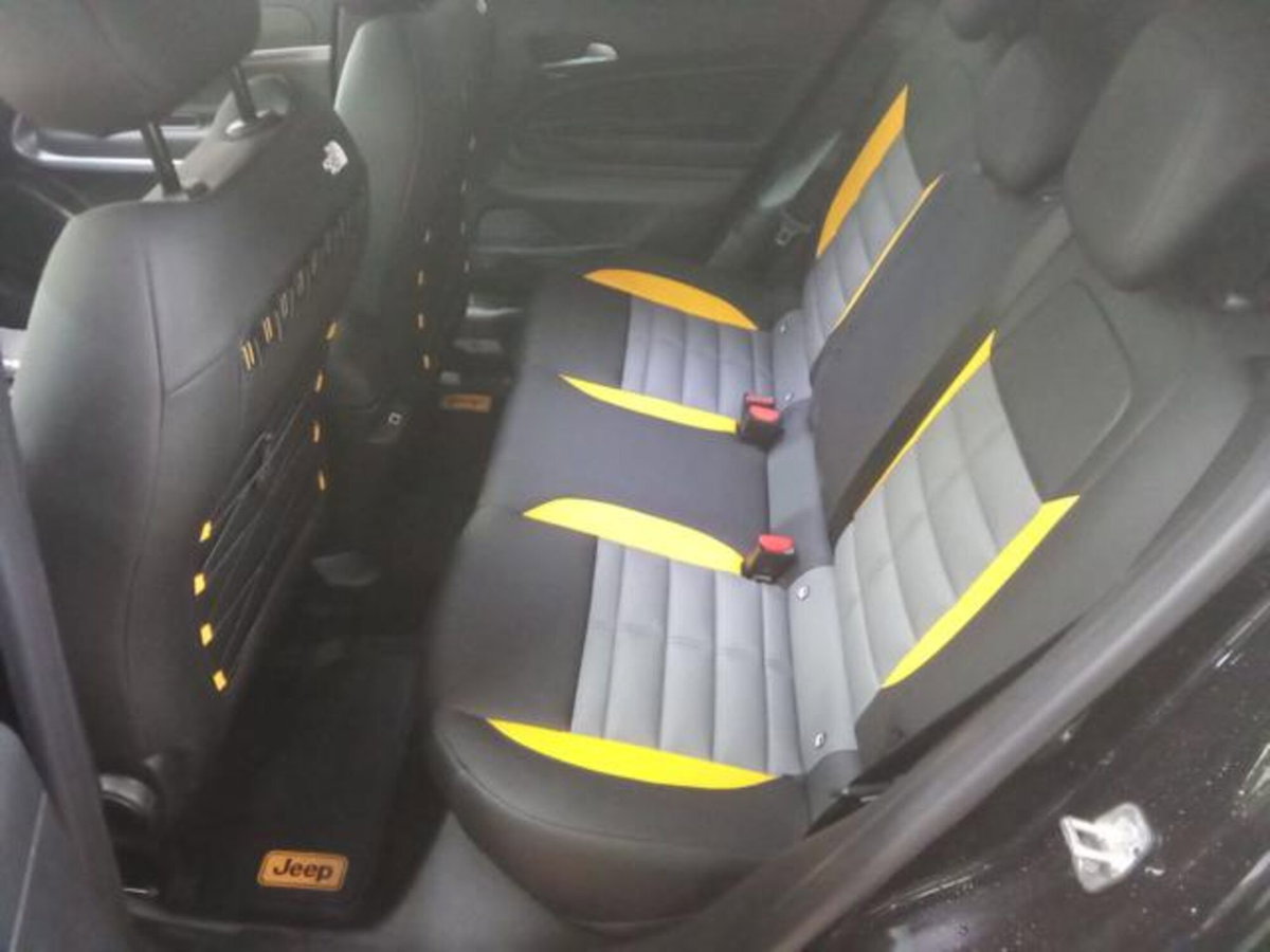Jeep Avenger 1.2 turbo e-hybrid mhev The North Face 4xe 145cv edct6 (18)