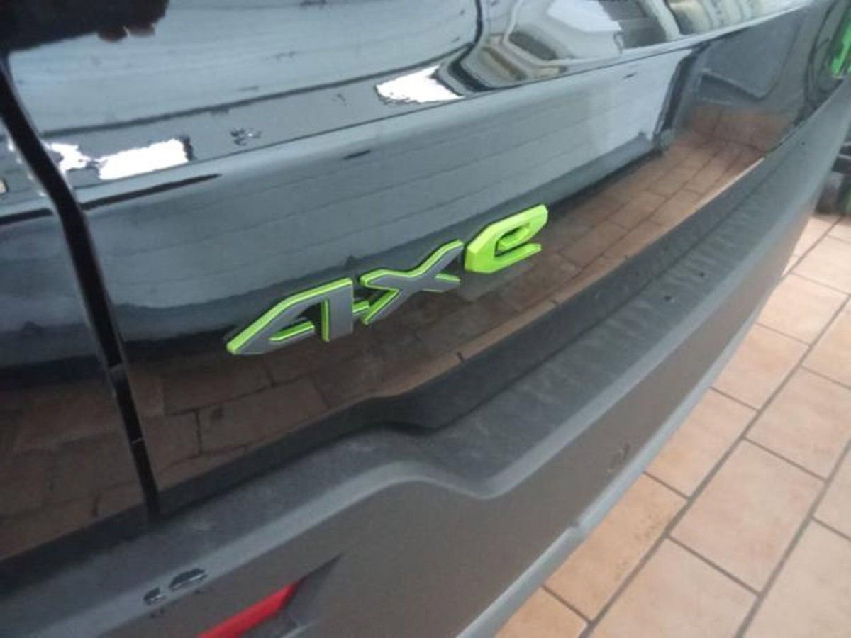 Jeep Avenger 1.2 turbo e-hybrid mhev The North Face 4xe 145cv edct6 (8)