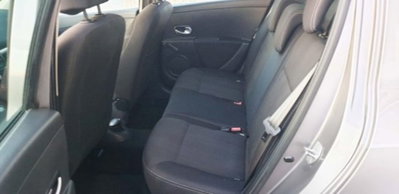 Renault Clio 1.2 16V 5 porte Dynamique (8)