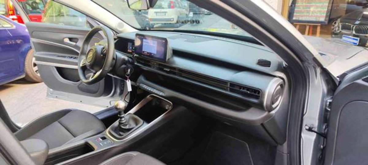 Jeep Avenger 1.2 turbo Altitude fwd 100cv (14)