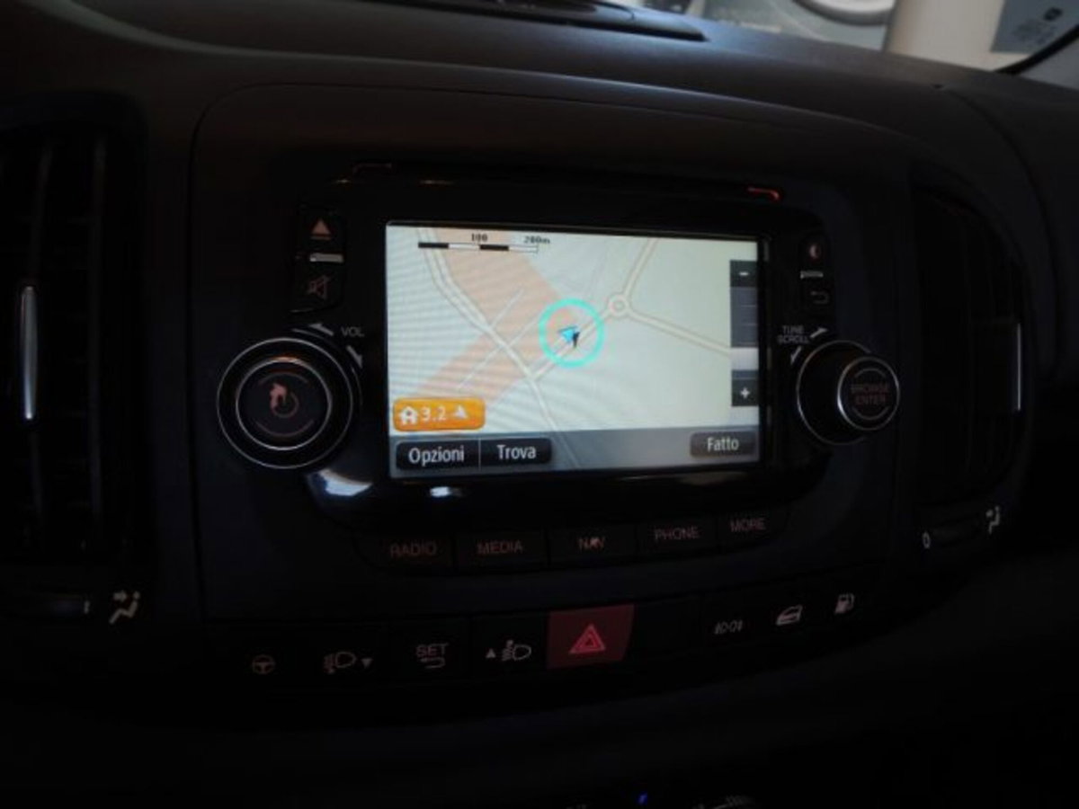 Fiat 500L 1.4 T-Jet 120 CV GPL Lounge (11)