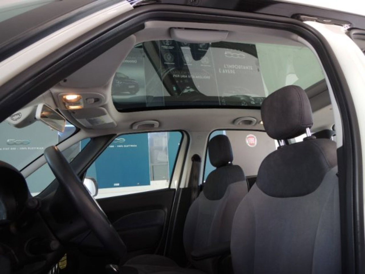 Fiat 500L 1.4 T-Jet 120 CV GPL Lounge (12)