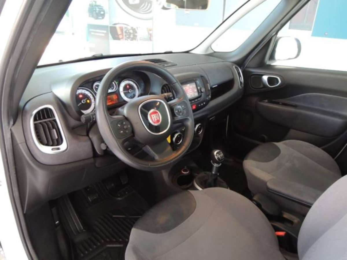 Fiat 500L 1.4 T-Jet 120 CV GPL Lounge (6)