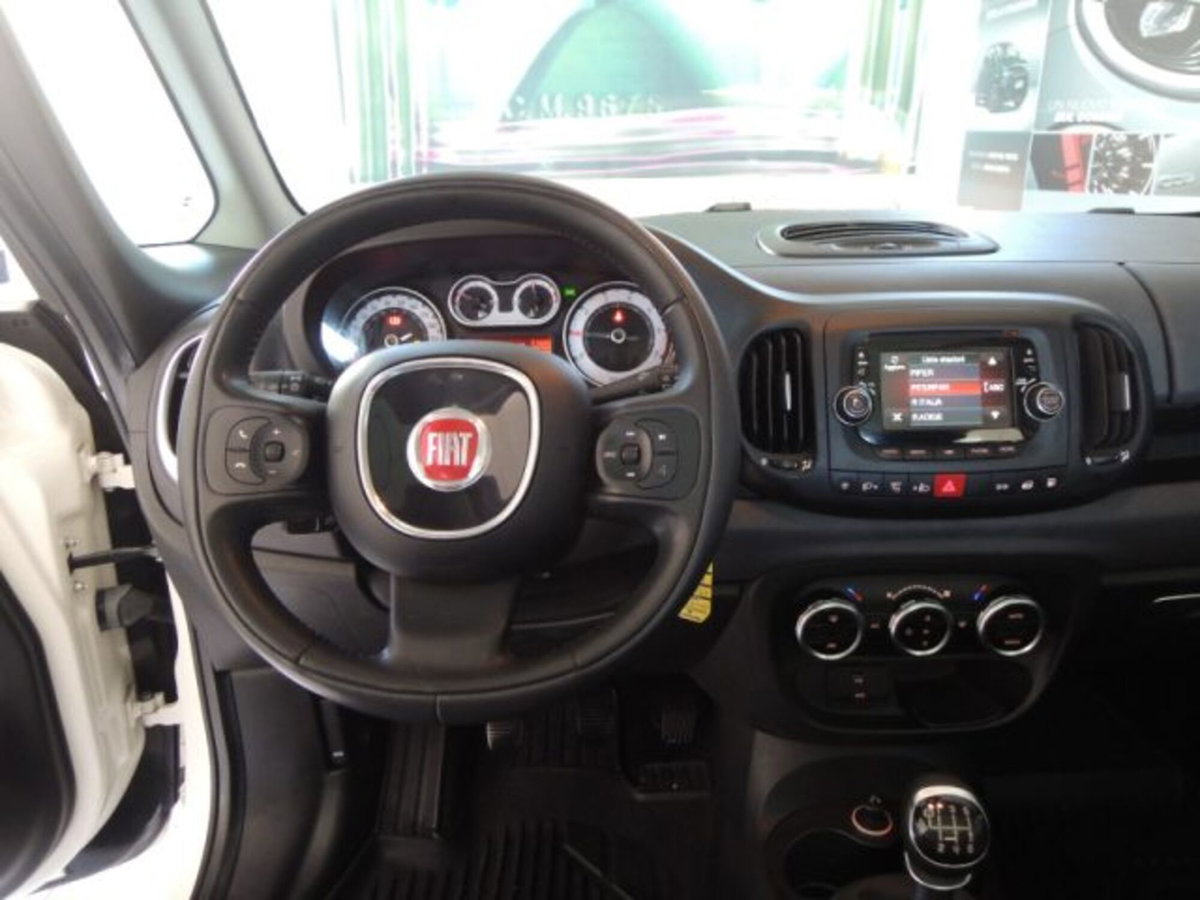 Fiat 500L 1.4 T-Jet 120 CV GPL Lounge (8)