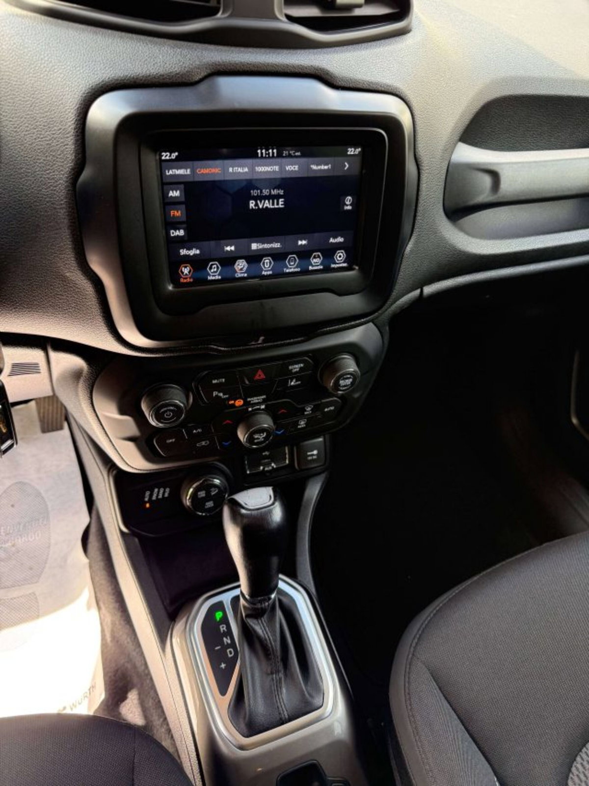 Jeep Renegade 2.0 Mjt 140CV 4WD Active Drive Limited (15)