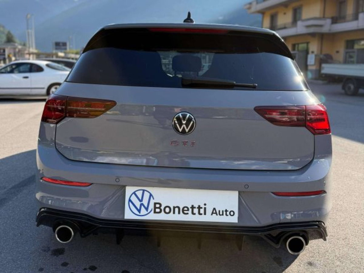 Volkswagen Golf 2.0 tsi GTI MT Ultimate 245cv (4)