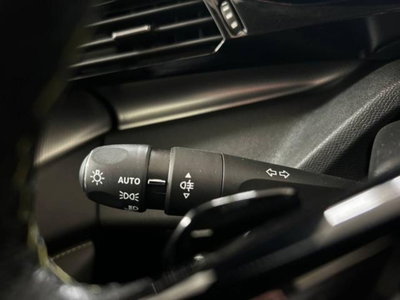 Peugeot 308 SW 1.6 hybrid phev GT 225cv e-eat8 (18)