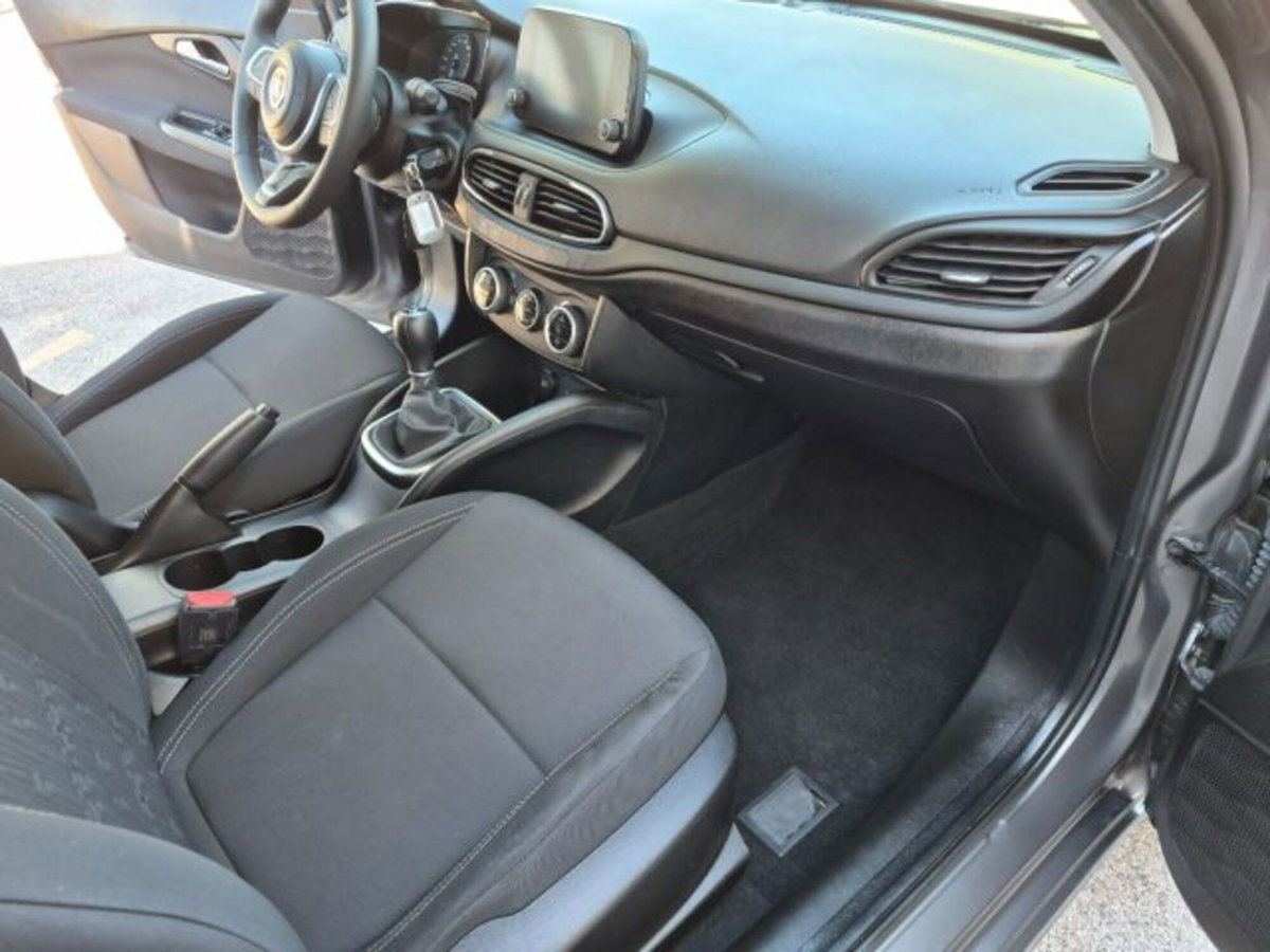 Fiat Tipo Station Wagon Tipo SW 1.0 t3 Cross 100cv (14)