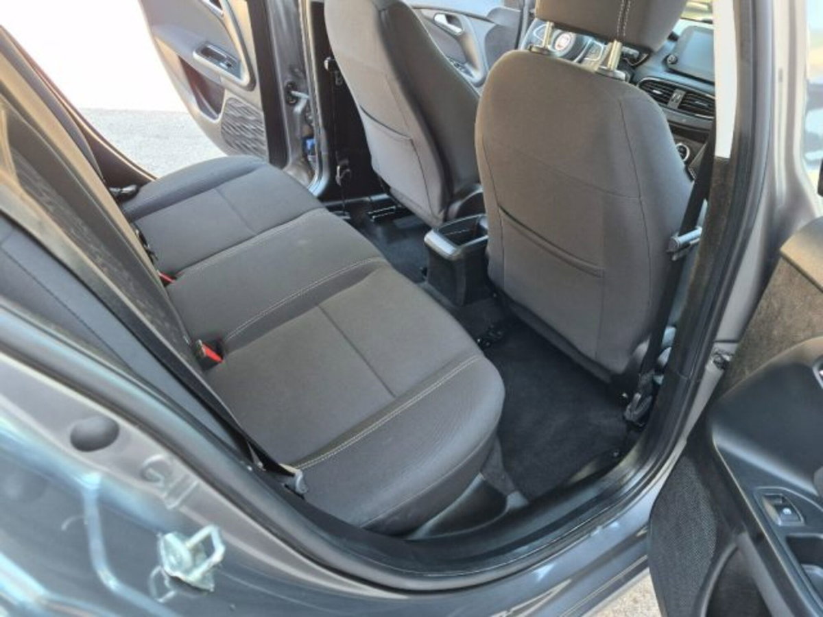 Fiat Tipo Station Wagon Tipo SW 1.0 t3 Cross 100cv (15)