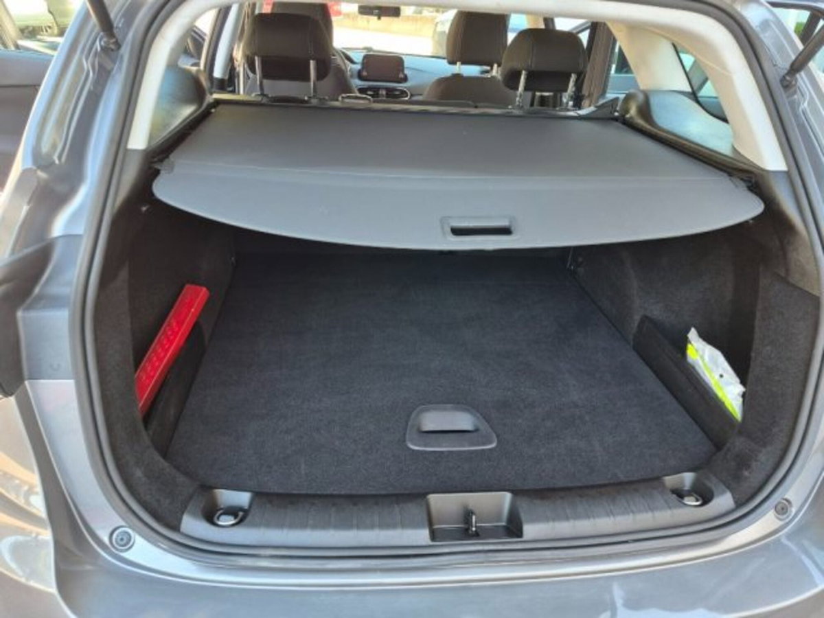 Fiat Tipo Station Wagon Tipo SW 1.0 t3 Cross 100cv (18)