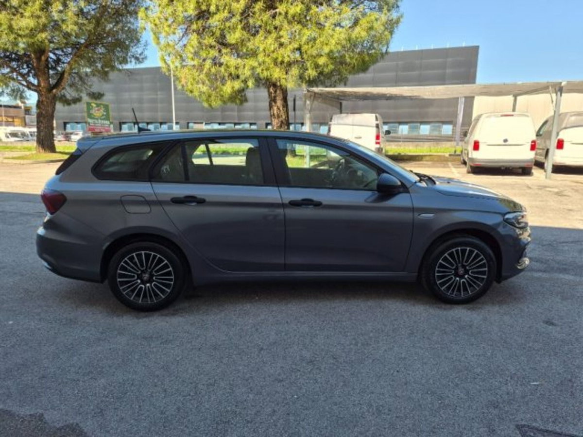 Fiat Tipo Station Wagon Tipo SW 1.0 t3 Cross 100cv (4)