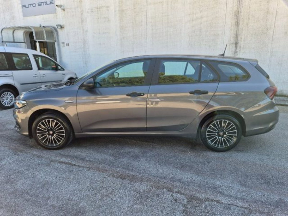 Fiat Tipo Station Wagon Tipo SW 1.0 t3 Cross 100cv (8)