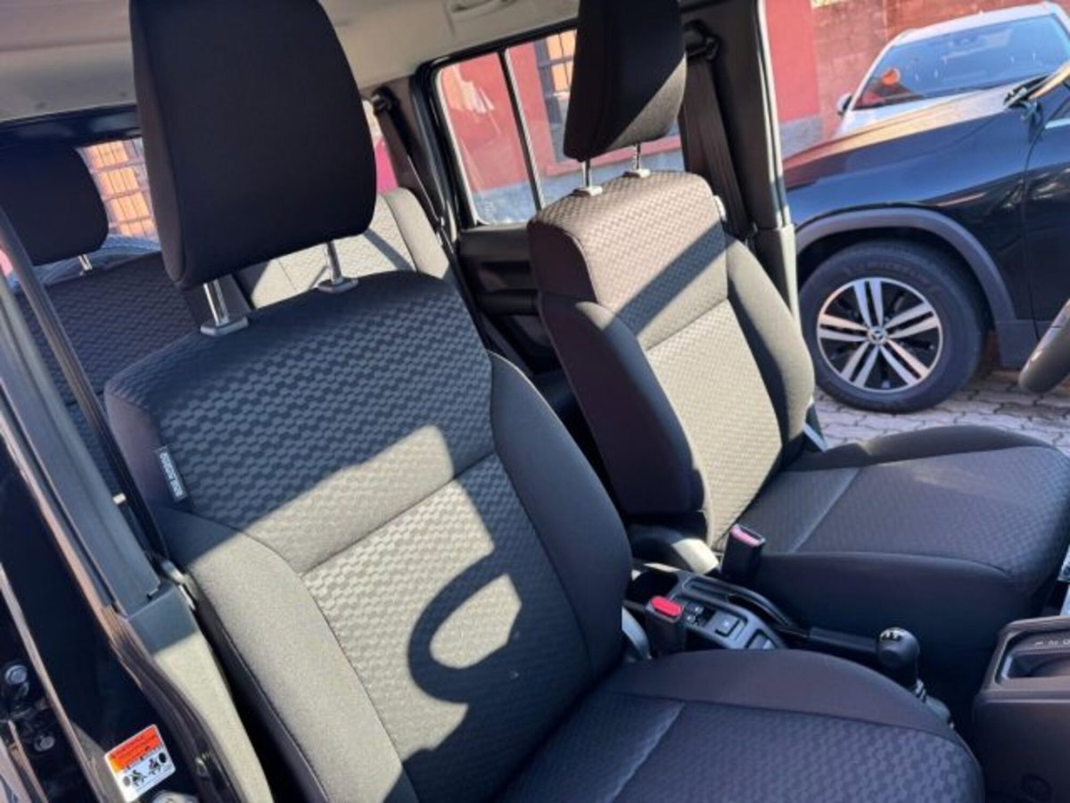 Suzuki Jimny 1.5 5MT Top (15)