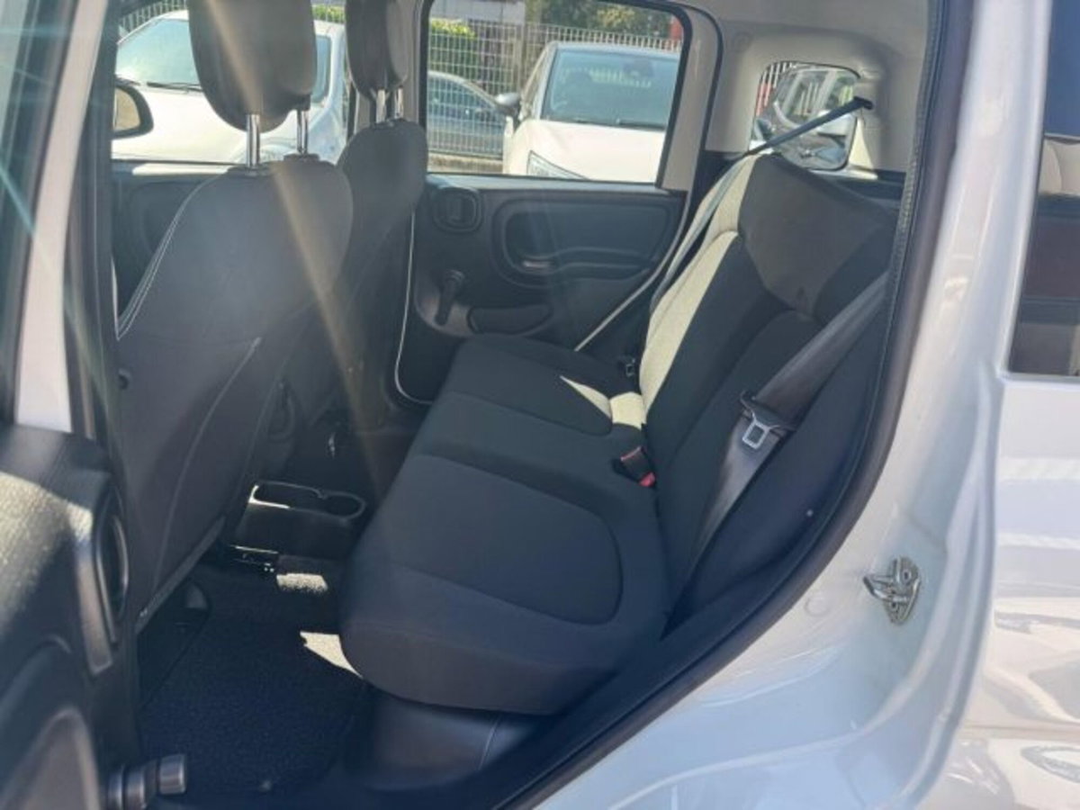 Fiat Panda 1.0 firefly hybrid s&s 70cv 5p.ti (14)