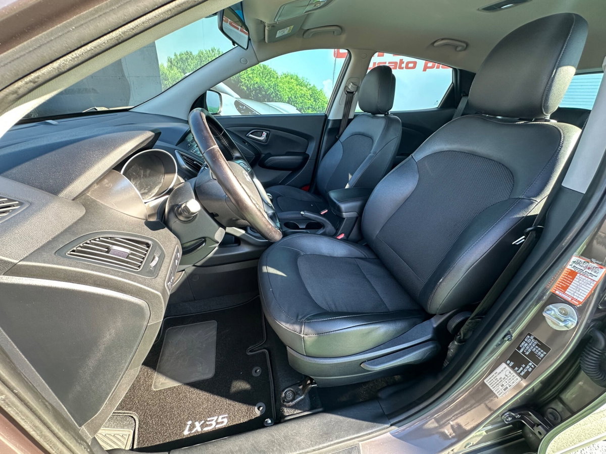 Hyundai ix35 1.7 CRDi 2WD Xpossible (7)