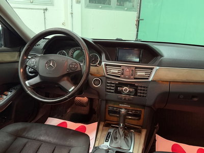 Mercedes-Benz Classe E 250 CDI BlueEFFICIENCY 4M. Elegance (18)