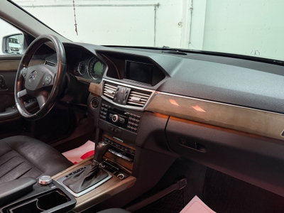 Mercedes-Benz Classe E 250 CDI BlueEFFICIENCY 4M. Elegance (19)
