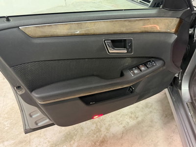 Mercedes-Benz Classe E 250 CDI BlueEFFICIENCY 4M. Elegance (20)