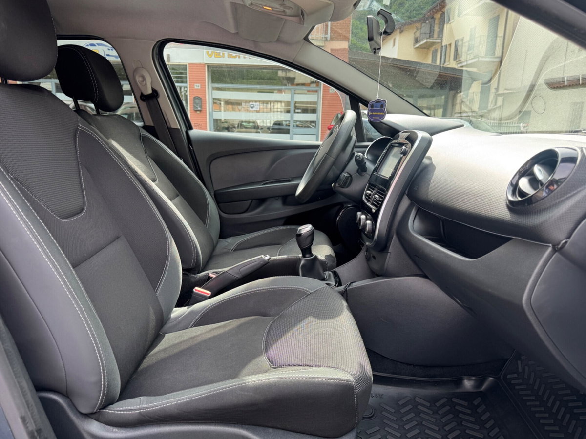 Renault Clio dCi 8V 75 CV Start&Stop 5 porte Energy Duel (14)