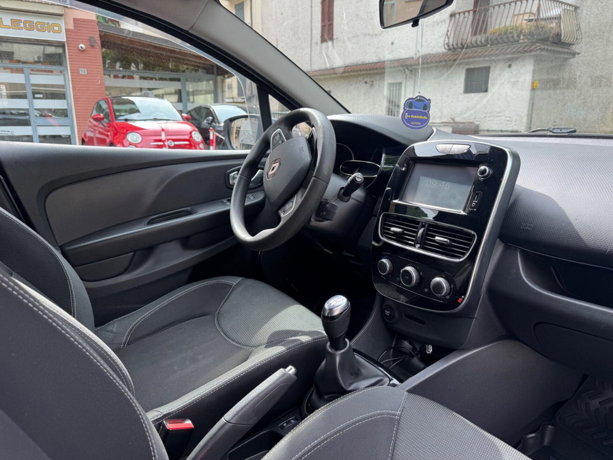 Renault Clio dCi 8V 75 CV Start&Stop 5 porte Energy Duel (18)