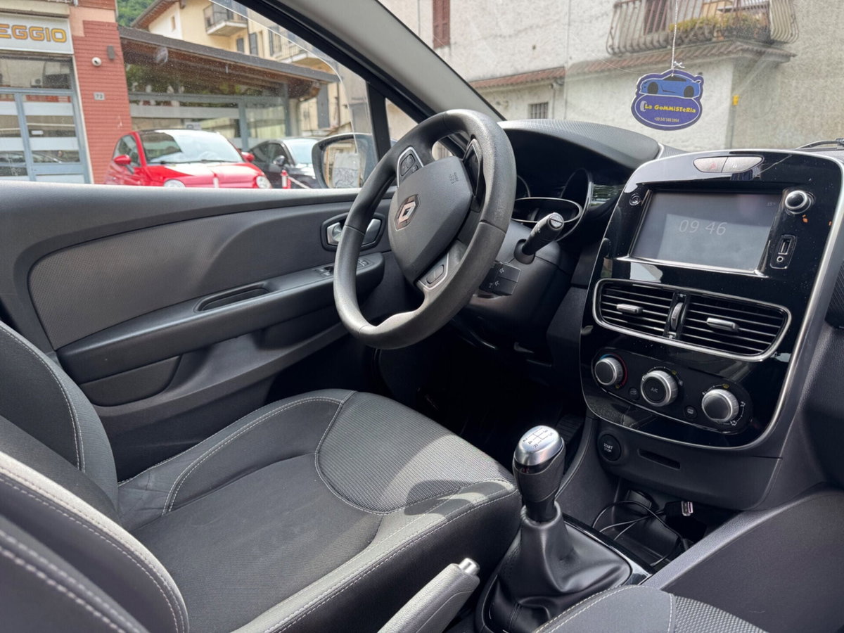 Renault Clio dCi 8V 75 CV Start&Stop 5 porte Energy Duel (19)