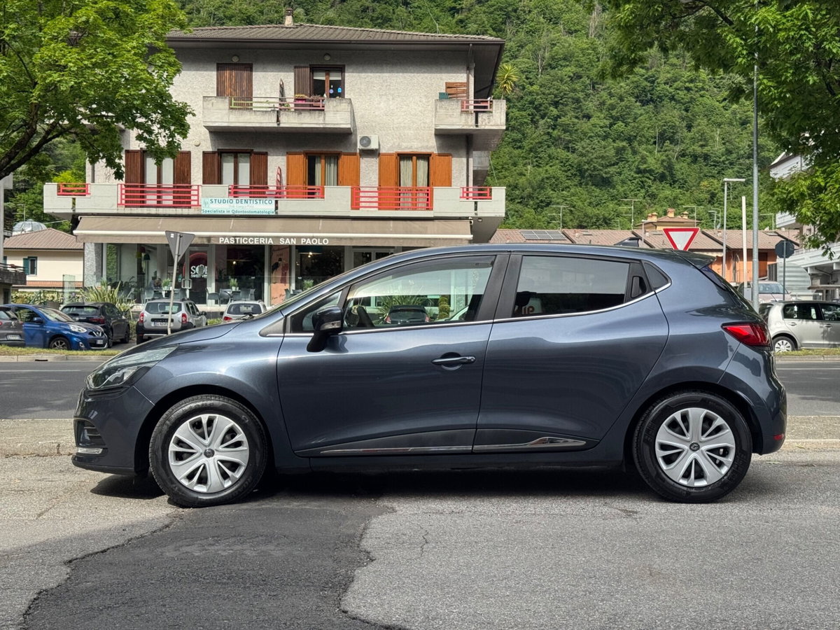 Renault Clio dCi 8V 75 CV Start&Stop 5 porte Energy Duel (4)