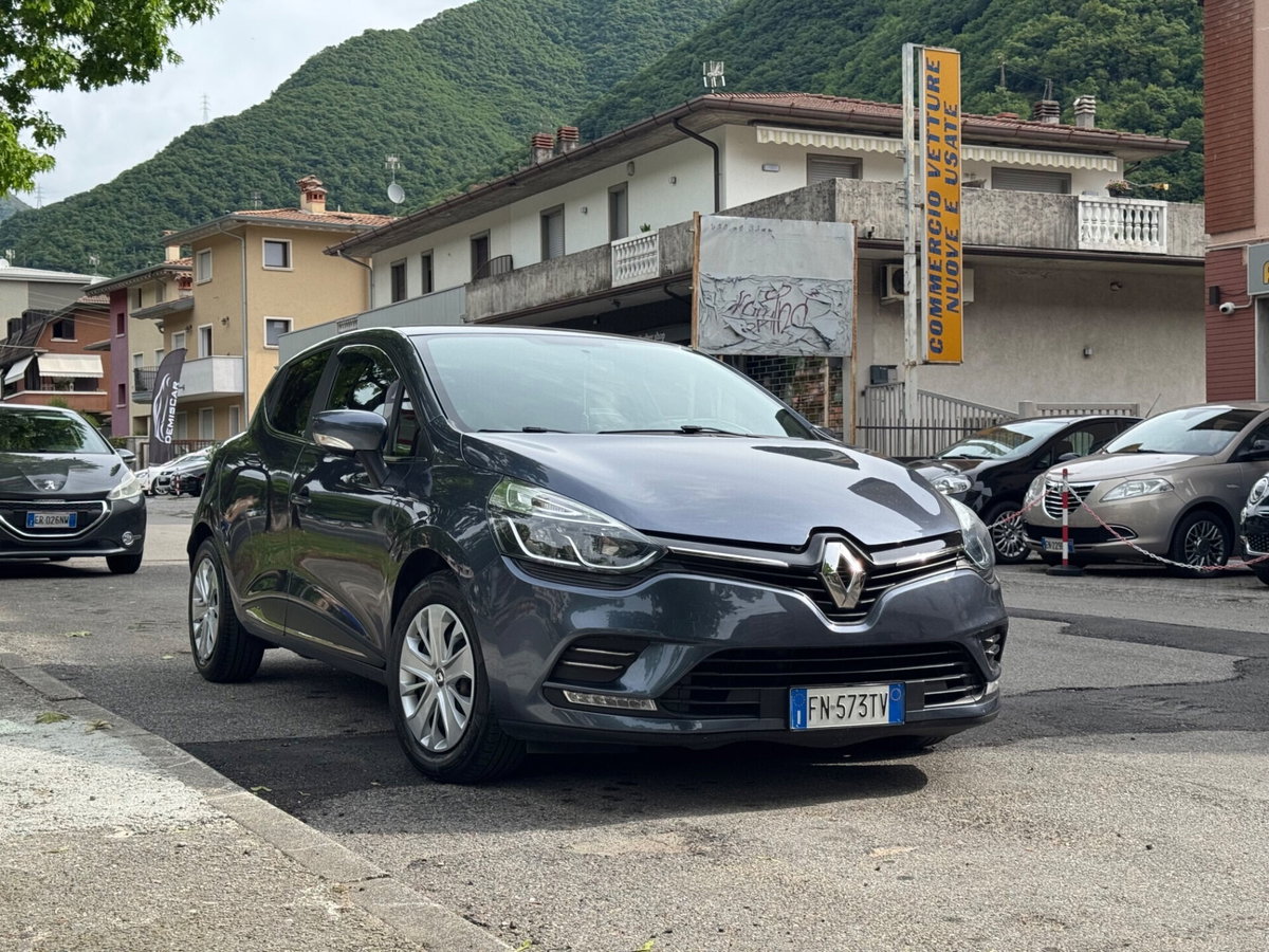 Renault Clio dCi 8V 75 CV Start&Stop 5 porte Energy Duel (9)