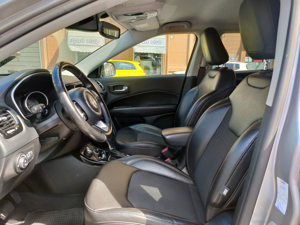 Jeep Compass 2.0 Multijet II aut. 4WD Limited (17)