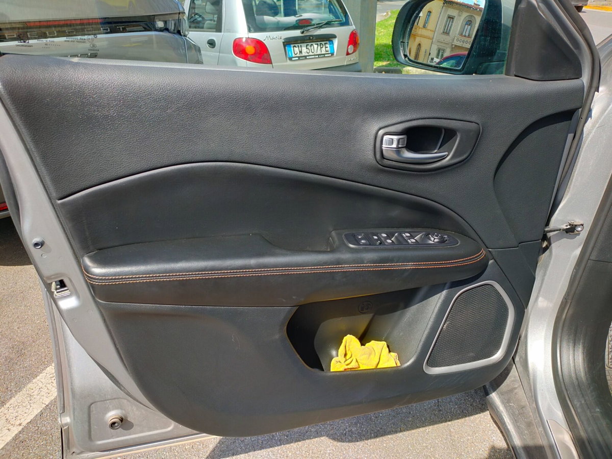 Jeep Compass 2.0 Multijet II aut. 4WD Limited (18)