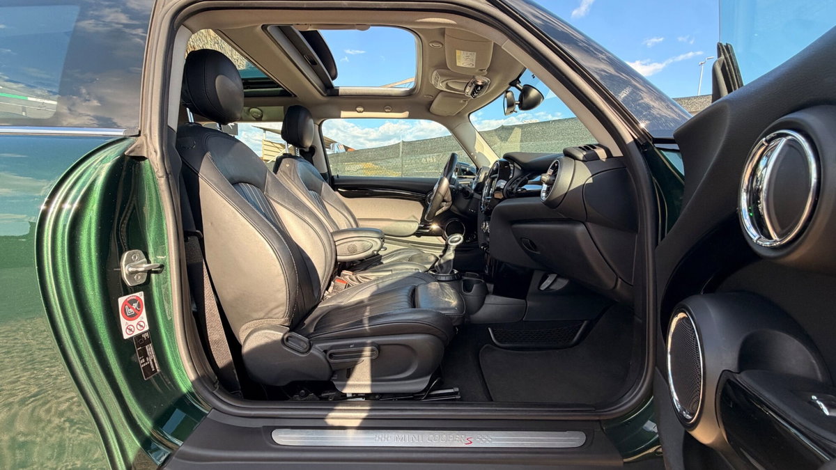 MINI Mini 2.0 Cooper S Hype (10)
