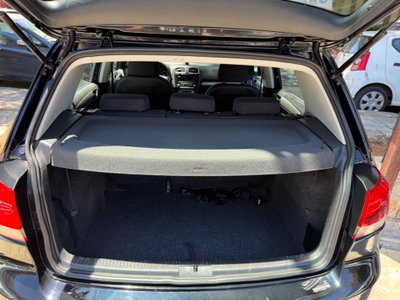 Volkswagen Golf 1.6 TDI DPF 5p. Comfortline (20)