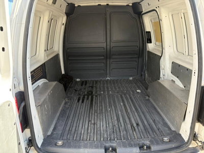Volkswagen Caddy 2.0 TDI 102 CV DSG Advanced (12)