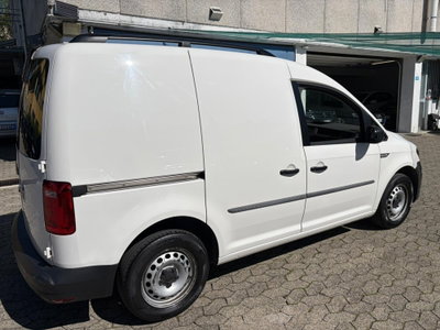 Volkswagen Caddy 2.0 TDI 102 CV DSG Advanced (4)