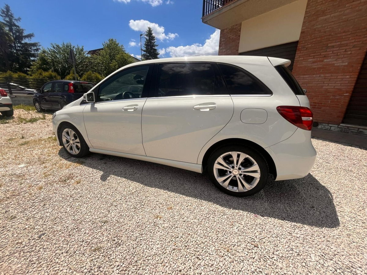 Mercedes-Benz Classe B 180 CDI Automatic Executive (4)