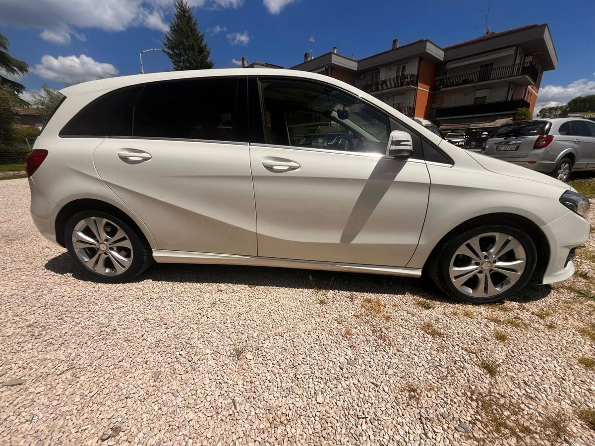 Mercedes-Benz Classe B 180 CDI Automatic Executive (5)