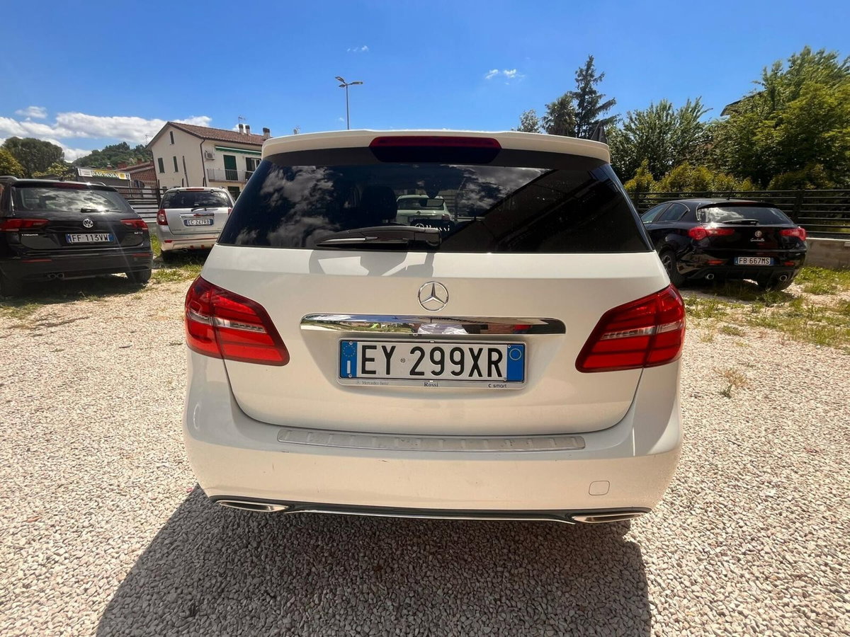 Mercedes-Benz Classe B 180 CDI Automatic Executive (9)