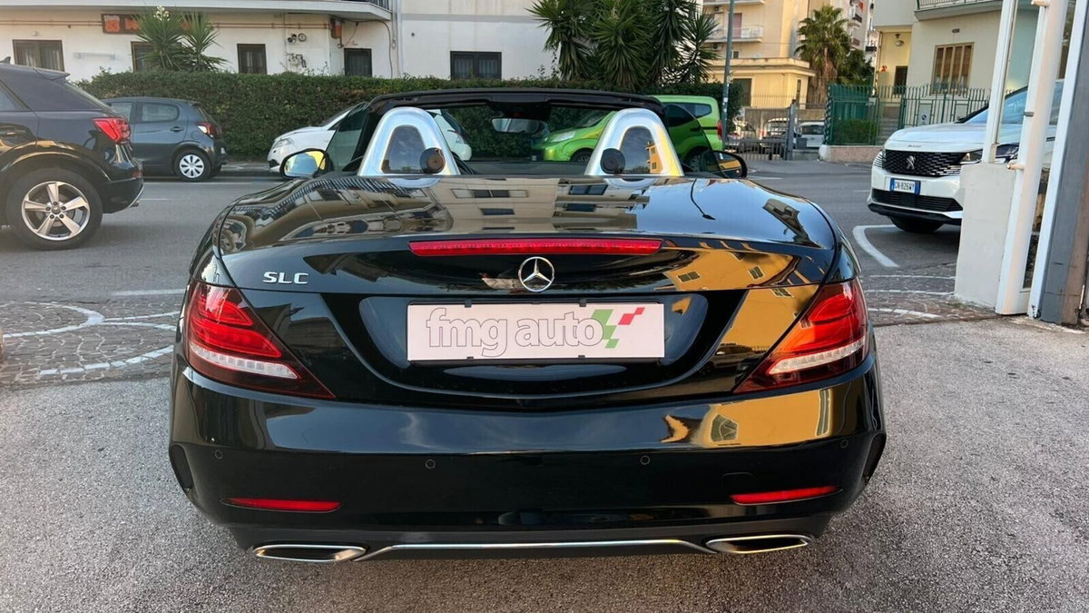 Mercedes-Benz SLC 200 AMG line (6)