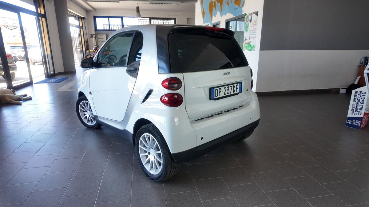 smart Fortwo 800 33 kW coupé passion cdi (3)